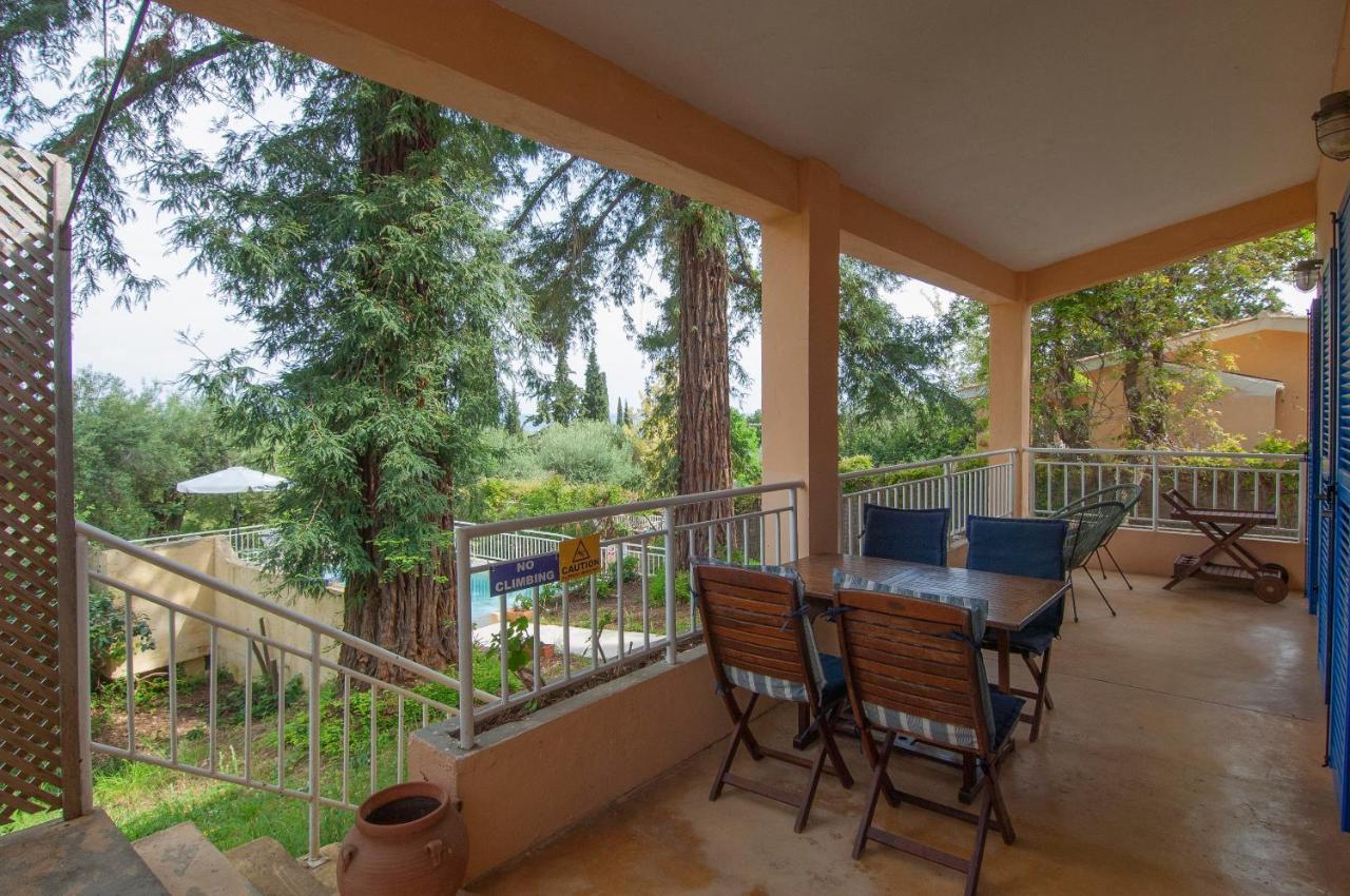Villa Serena Nisaki  Exterior foto